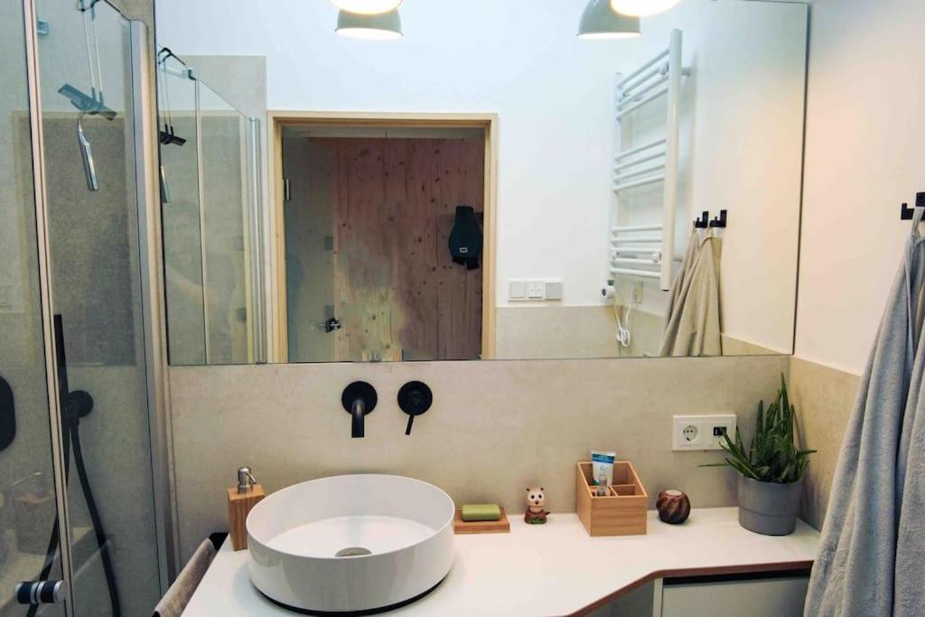 Cabin Westerwald Sauna Zubuchbar Niederdreisbach Ngoại thất bức ảnh